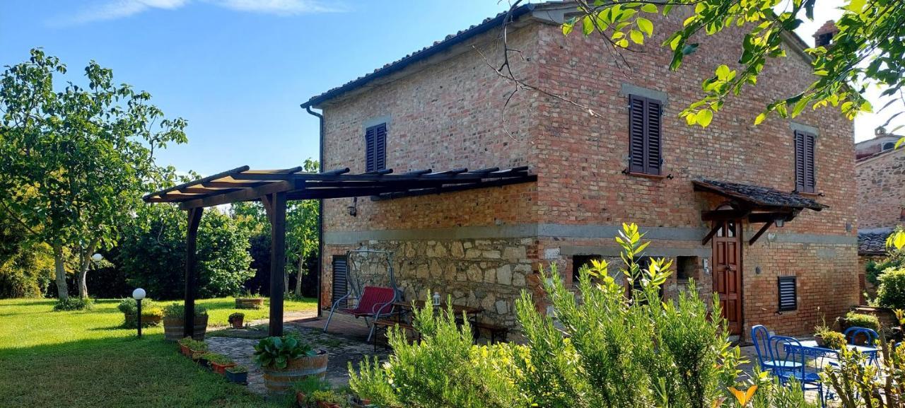 קסטלנואובו ברארדנגה Chianti - Lovely Cottage With Parking & Garden! מראה חיצוני תמונה